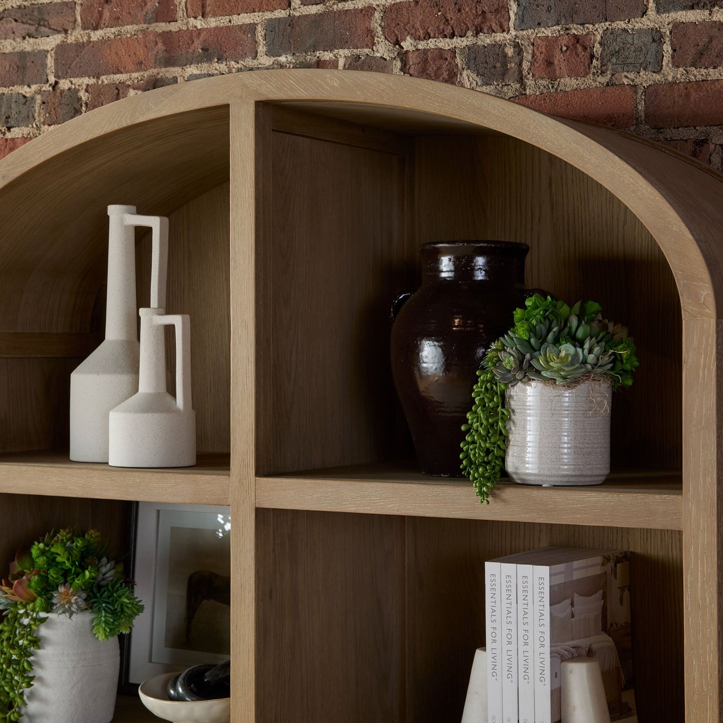 Bibliothèque de rangement en rotin