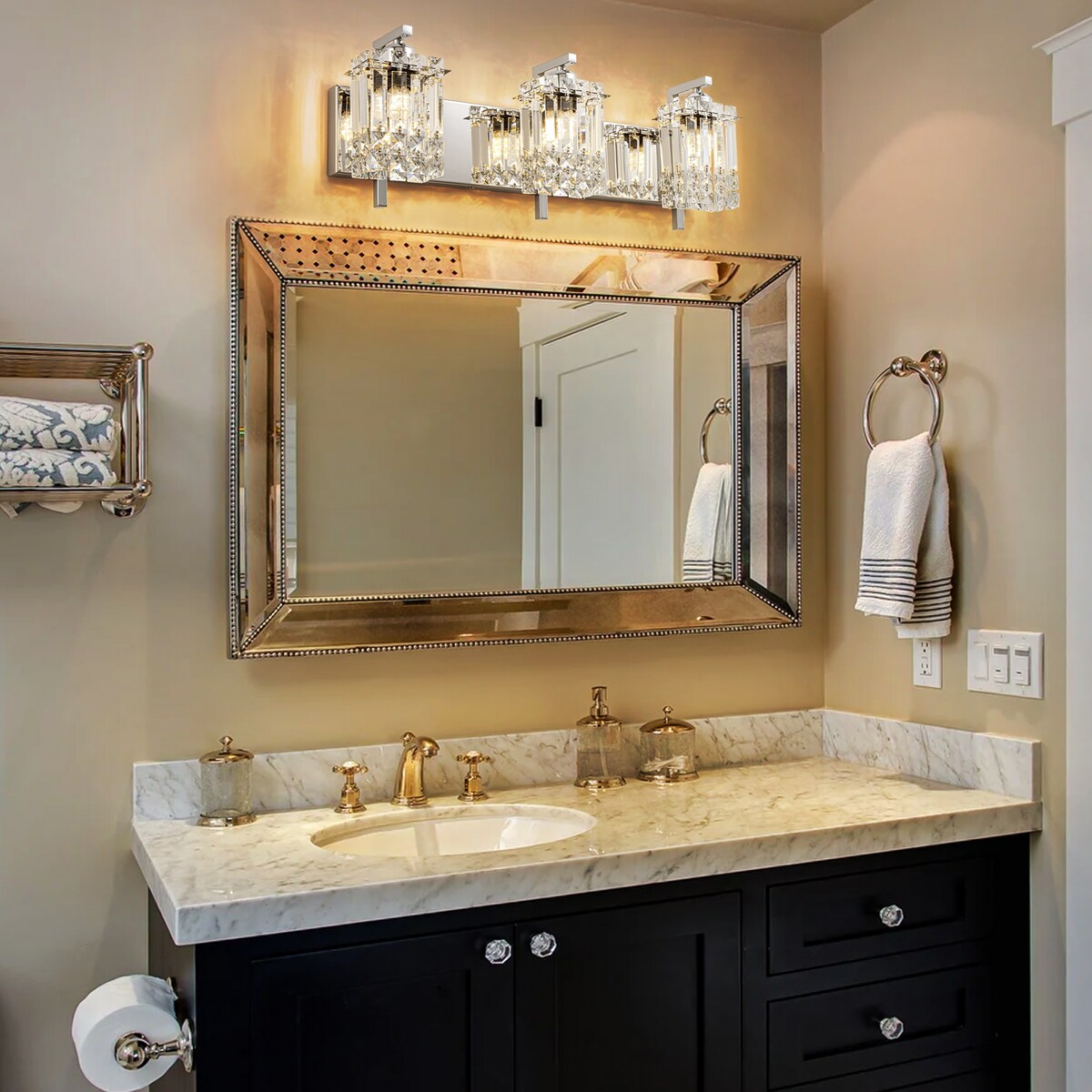 Applique murale en cristal à 3 lumières pour miroir de salle de bain moderne et glamour
