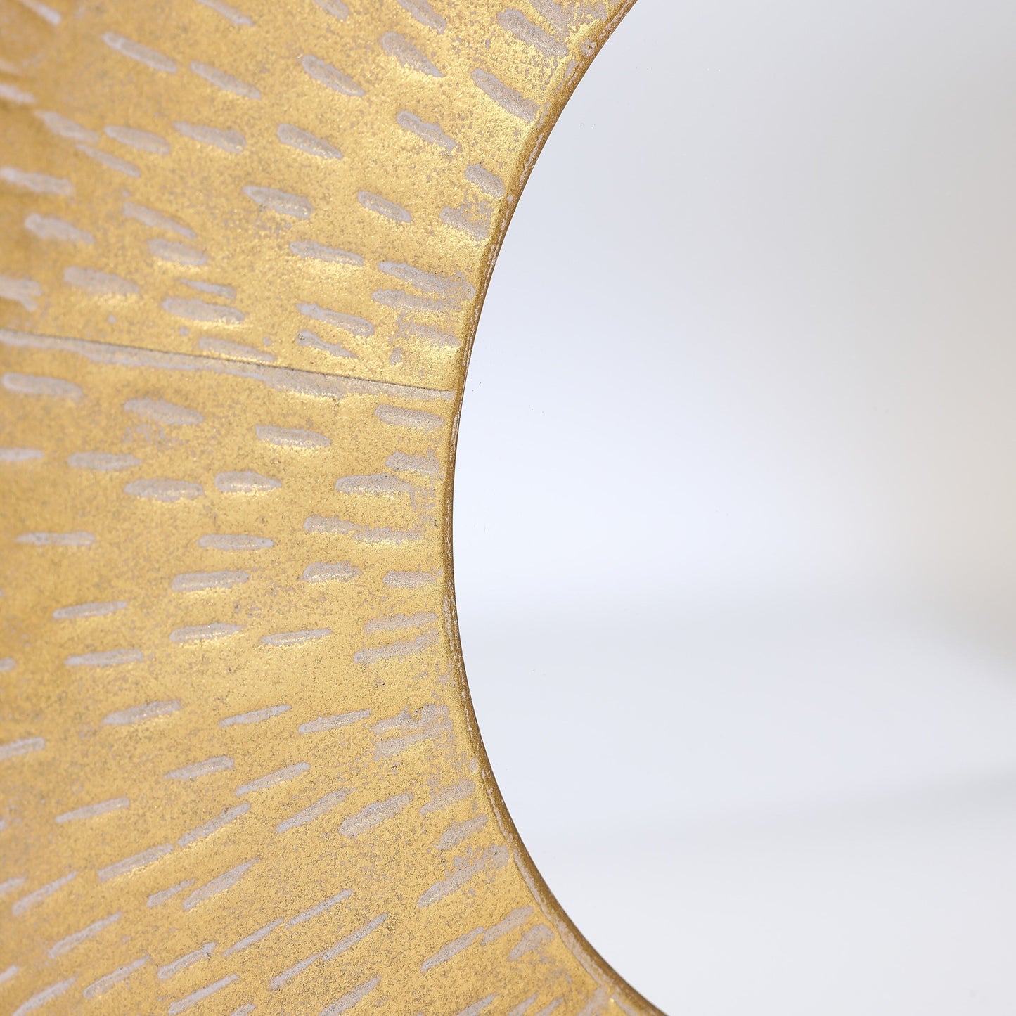 Ensemble de 3 miroirs muraux ronds en métal doré - 22,25 de diamètre x 2,36 de profondeur