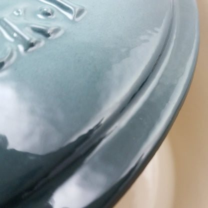 Cocotte ronde en fonte de 7 litres en frêne