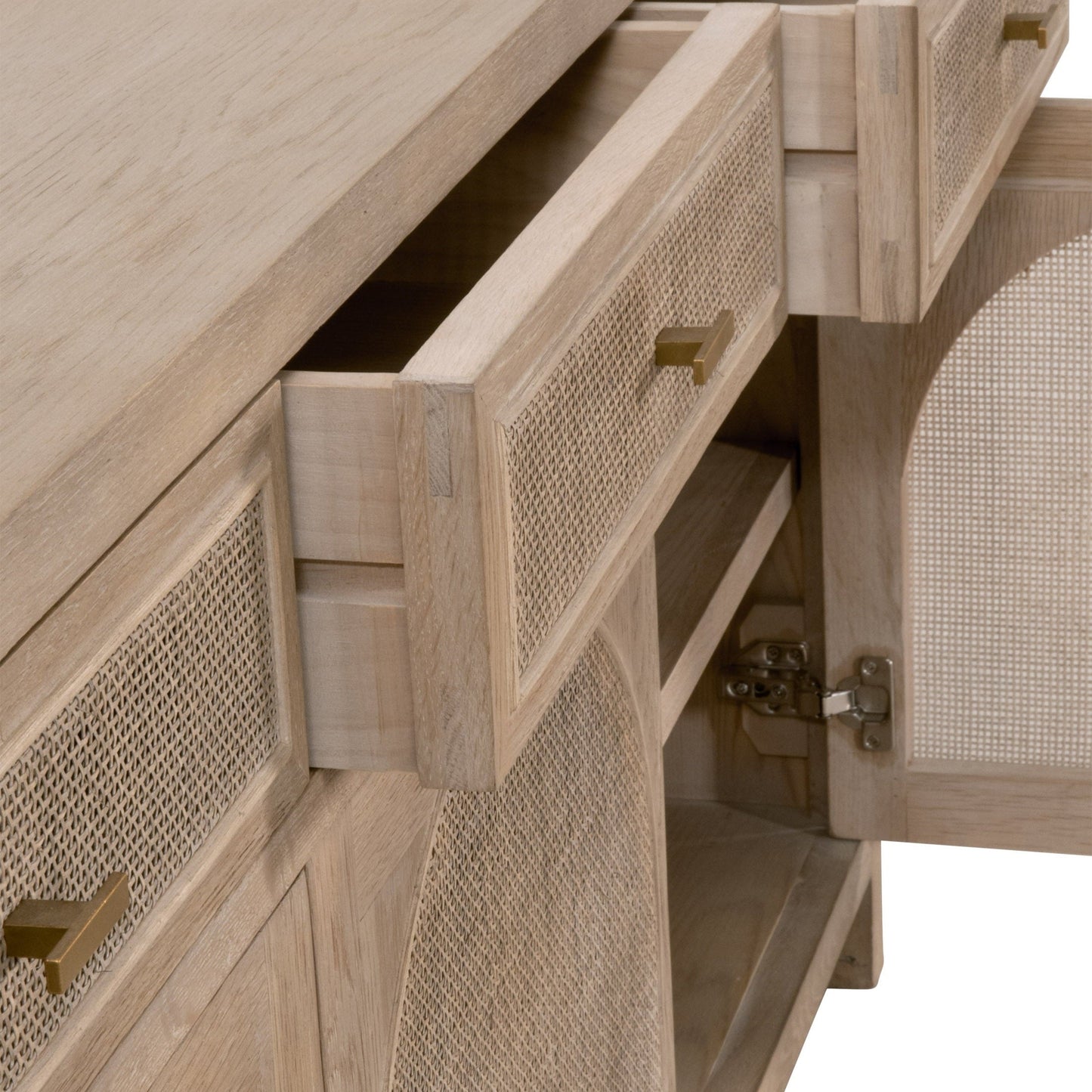 Buffet multimédia en rotin