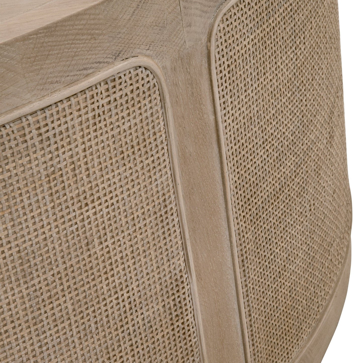 Table basse en rotin