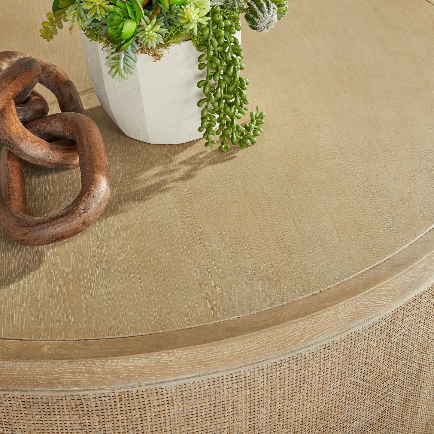 Table basse en rotin