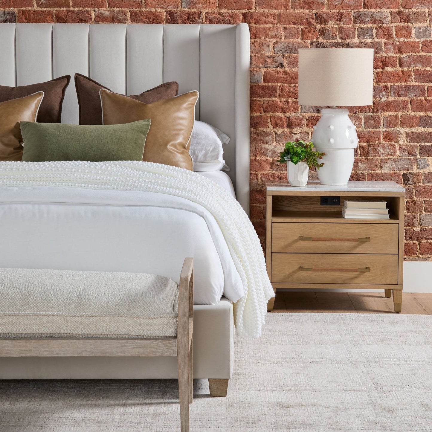 Lit king-size standard Chandler