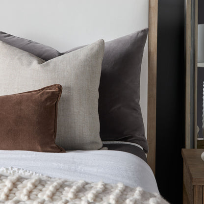 Lit king-size standard Emmett