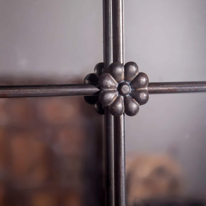 Miroir mural décoratif en métal brun rustique avec cadre en métal brun rustique - 37,75 H x 23,8 L x 1 P