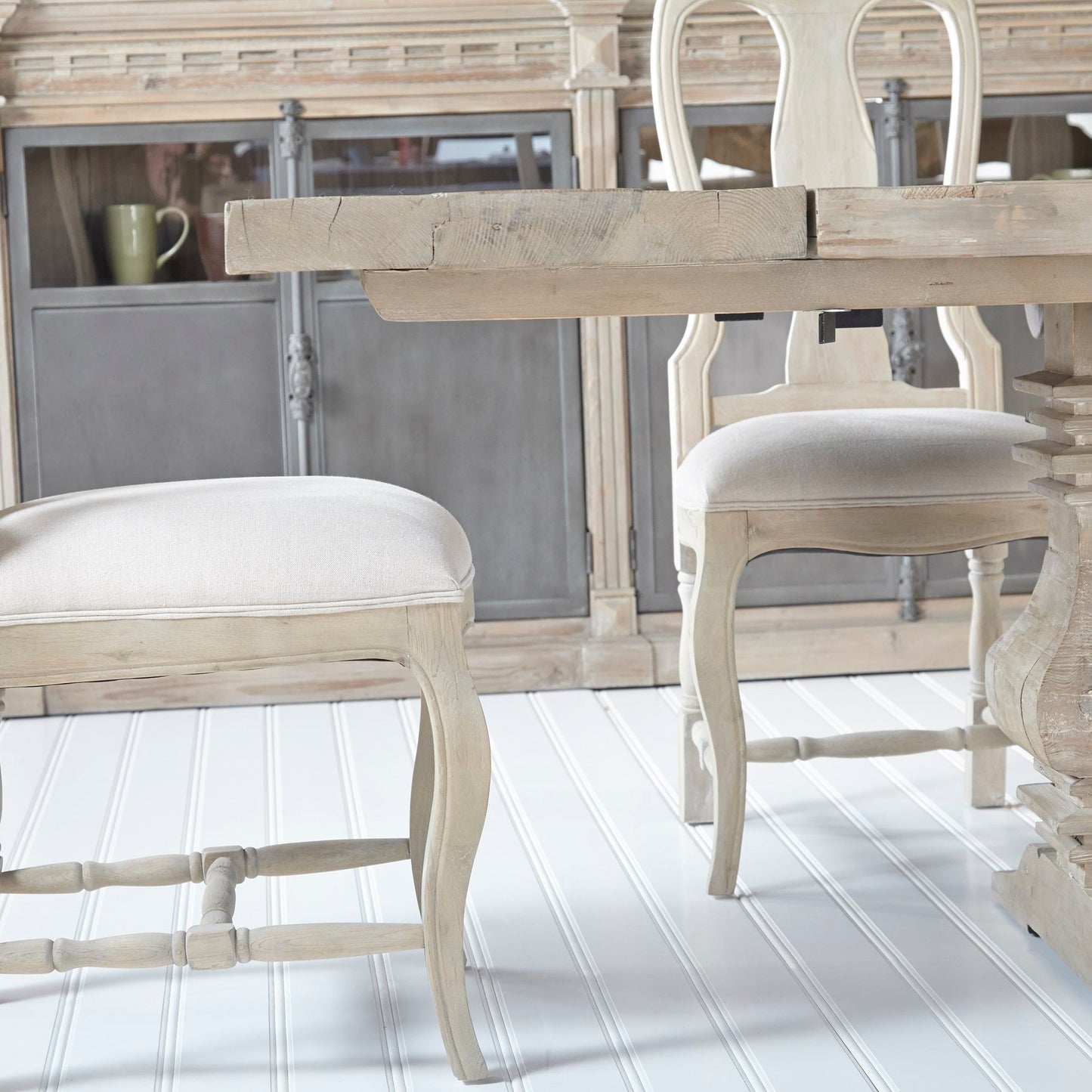 Table à manger extensible du monastère