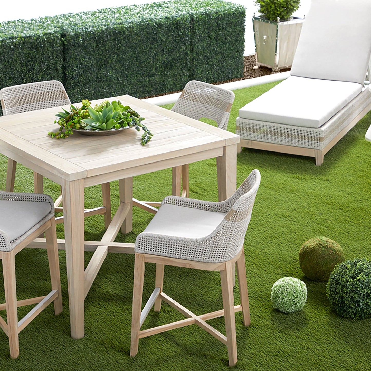 Table d'appoint Pawn