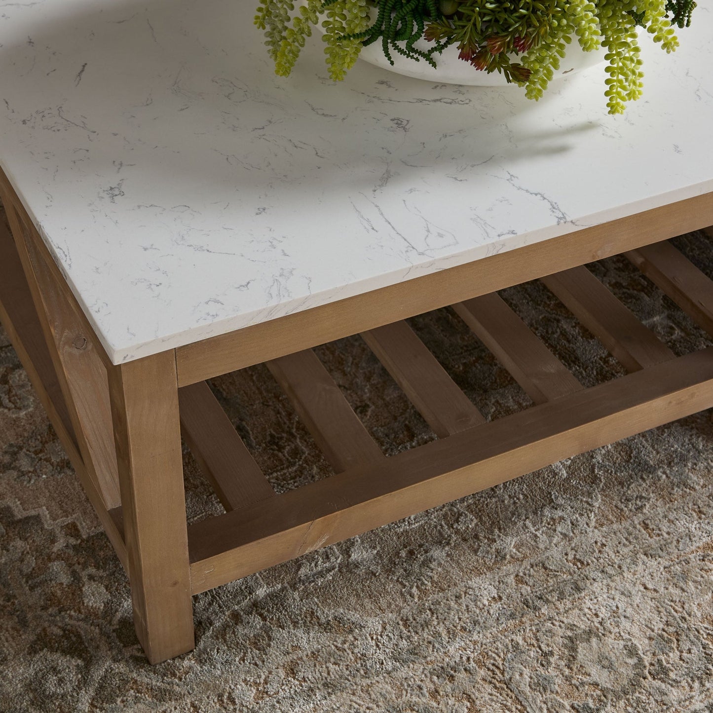 Table basse en épicéa