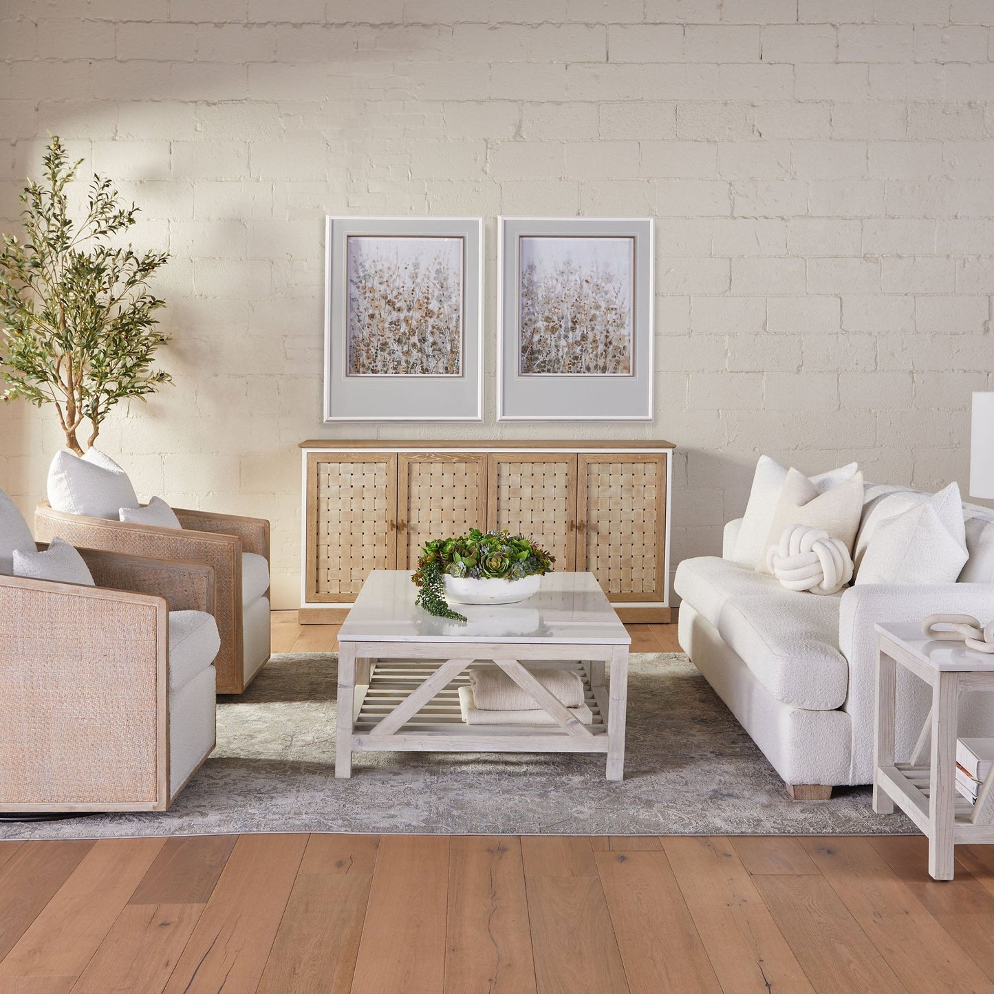 Table basse en épicéa