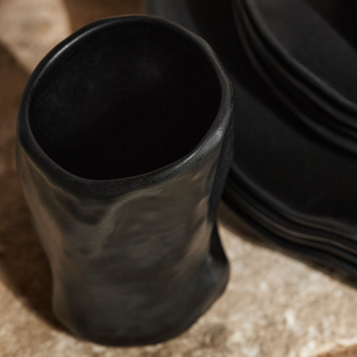 Service de table en grès Stone by Mercer Project ATIK