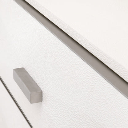 Table de chevet à 3 tiroirs Wynn Shagreen